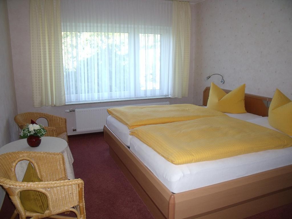 Pension Beste-Schnurbus Schmallenberg Habitación foto